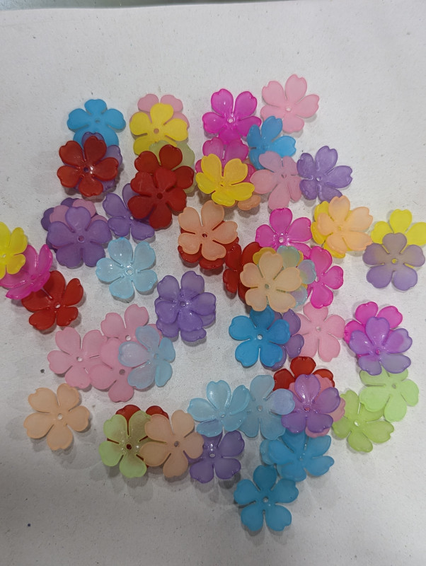 Color Frosted Acrylic Heart Petal Flower Beads Cap 26mm Center Hole